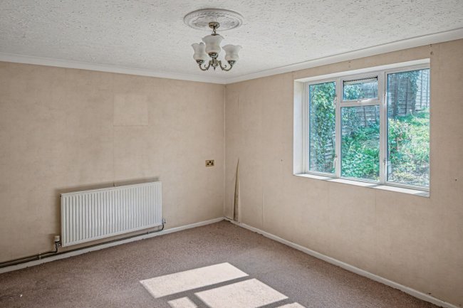 4 Hazelbury Hill, Box, Corsham, Wiltshire, SN13 8JY 6