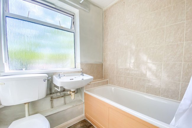 1 Home Close, Newlands Road, Corsham, Wiltshire, SN13 0BE 1