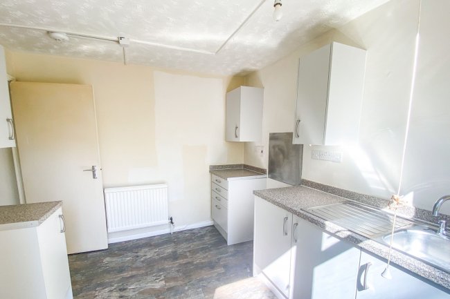 1 Home Close, Newlands Road, Corsham, Wiltshire, SN13 0BE 1