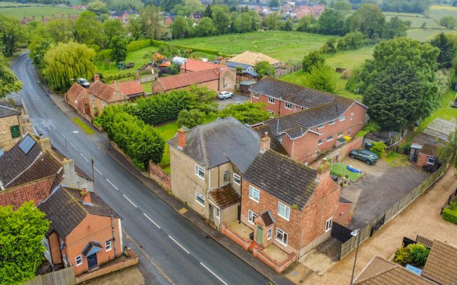 Blyton Court & Blyton House, 3 Laughton Road, Blyton, Gainsborough DN21 3LG 5