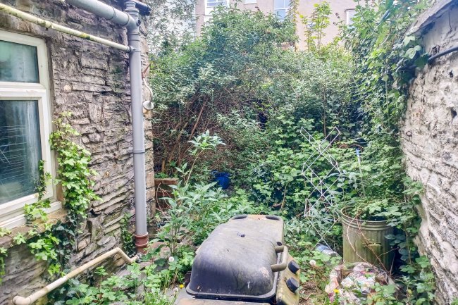 Denstone, 12 Vaenor Street, Aberystwyth, Ceredigion, SY23 2EN 4