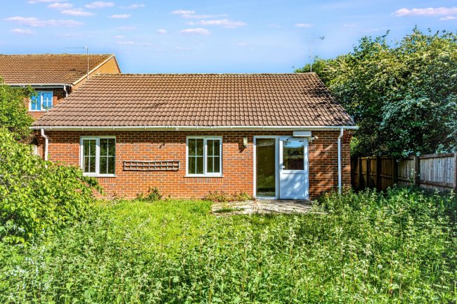 4 Ferris Close, Rowde, Devizes, SN10 2NJ 1