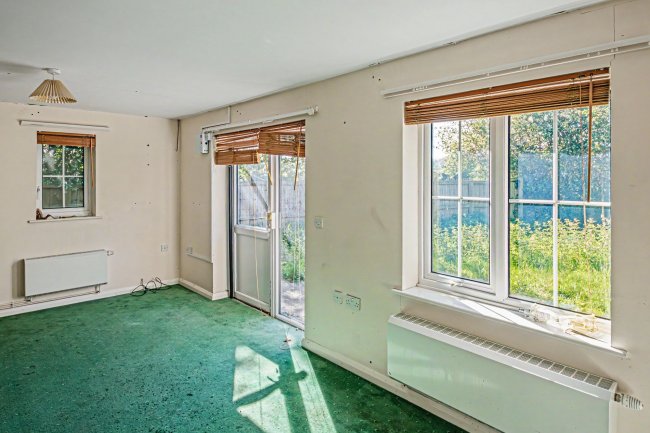 4 Ferris Close, Rowde, Devizes, SN10 2NJ 1