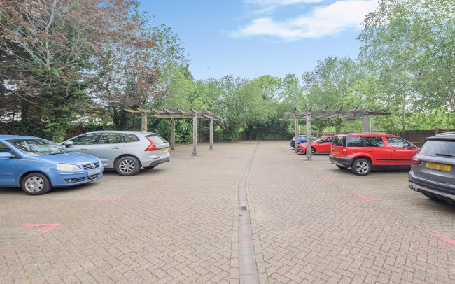 Ruxley House, 2 Hamm Moor Lane, Weybridge, KT15 2SA 3