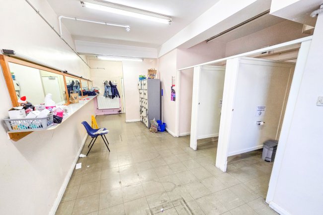 1A Market Place, Hyde, Manchester, SK14 2LX 5
