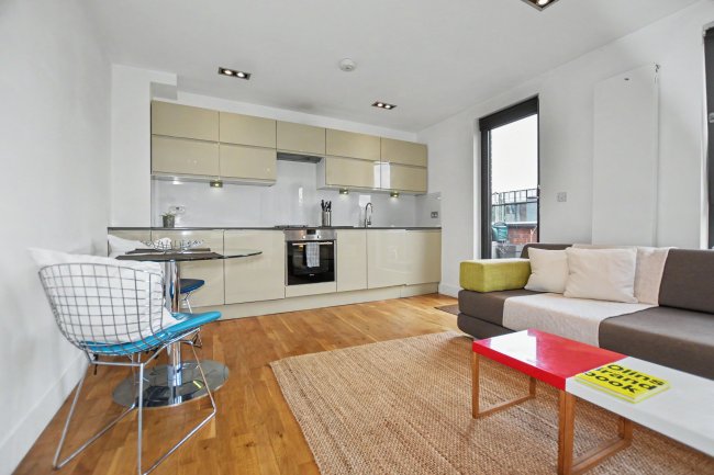 Apartment 6, Skysail Building, 210 Poplar High Street, London, E14 0BB 4