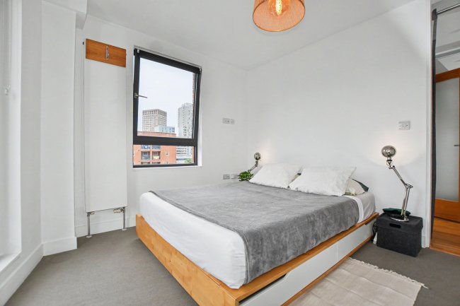 Apartment 6, Skysail Building, 210 Poplar High Street, London, E14 0BB 4
