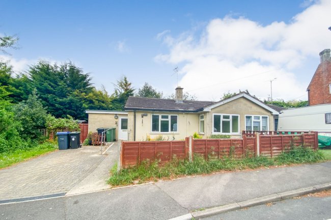 1A The Peak, Purton, Swindon, SN5 4AT 2