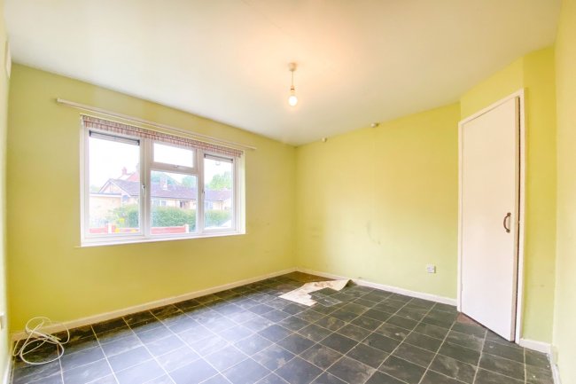 1A The Peak, Purton, Swindon, SN5 4AT 2