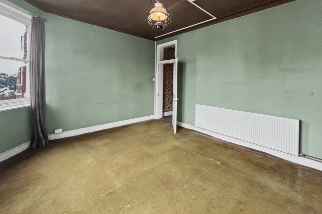 5 Albert Palace Mansions, Lurline Gardens, London, SW11 4DG 1