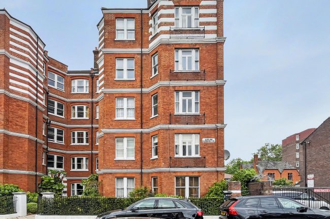 5 Albert Palace Mansions, Lurline Gardens, London, SW11 4DG 1