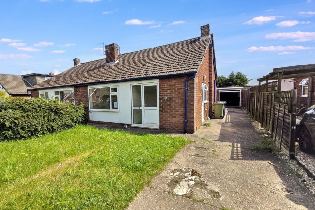 12 Westfield Drive, North Greetwell, Lincoln, LN2 4RB 10