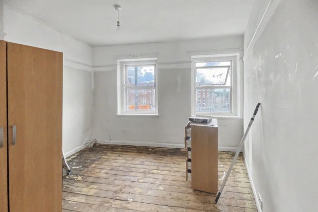346A Neasden Lane, Neasden, London NW10 0EP 8