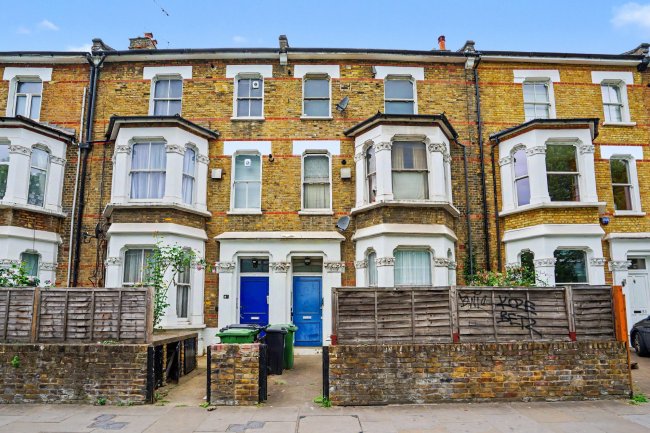 51c Wood Lane, Shepherd's Bush, London W12 7DP 3