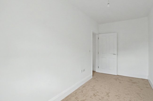 Flat 4, 445 Christchurch Road, Bournemouth BH1 4AB 6