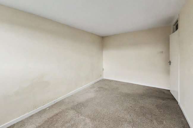 14 Whitlock Drive, Southfields, London, SW19 6SN 6