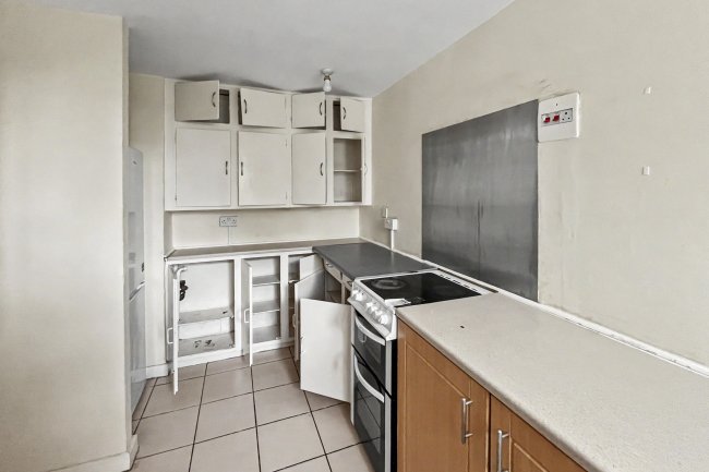 14 Whitlock Drive, Southfields, London, SW19 6SN 6