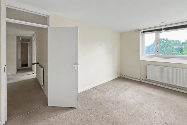 14 Whitlock Drive, Southfields, London, SW19 6SN 6