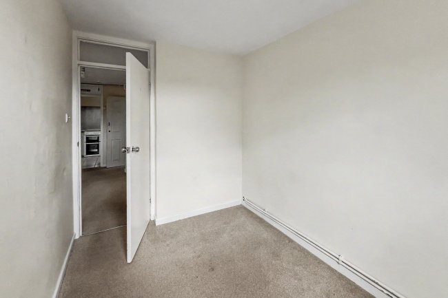 14 Whitlock Drive, Southfields, London, SW19 6SN 6