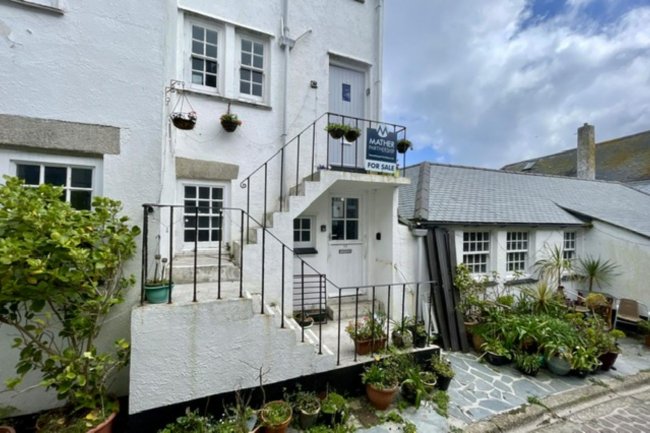 12 Virgin Street, St Ives, Cornwall, TR26 1HP 4