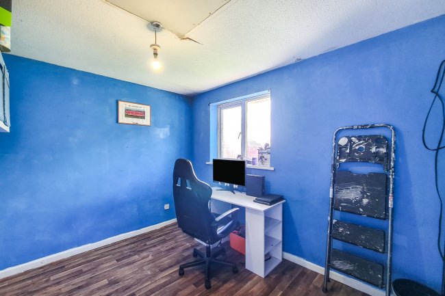 60 Ty-Draw, Church Village, Pontypridd, South Wales, CF38 1UF 2
