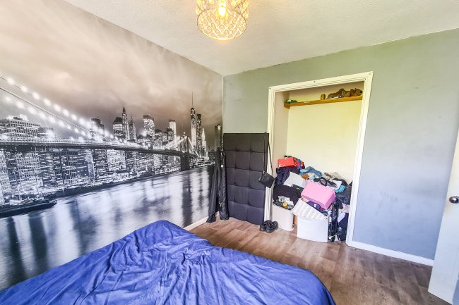 60 Ty-Draw, Church Village, Pontypridd, South Wales, CF38 1UF 2