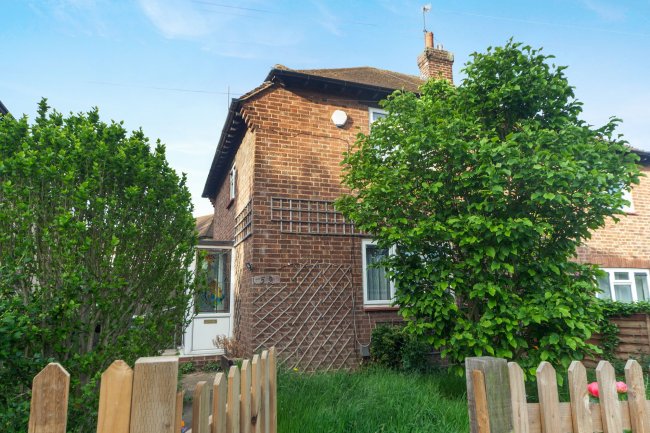 59 Dale Road, Crayford, Dartford, DA1 3PG 10