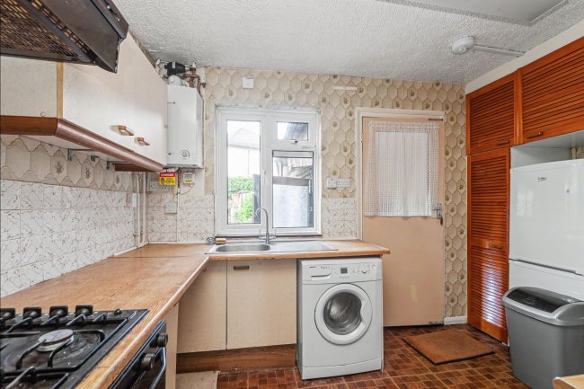 59 Dale Road, Crayford, Dartford, DA1 3PG 10