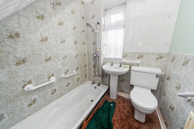 59 Dale Road, Crayford, Dartford, DA1 3PG 10