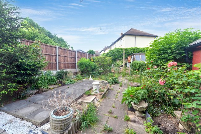 59 Dale Road, Crayford, Dartford, DA1 3PG 10