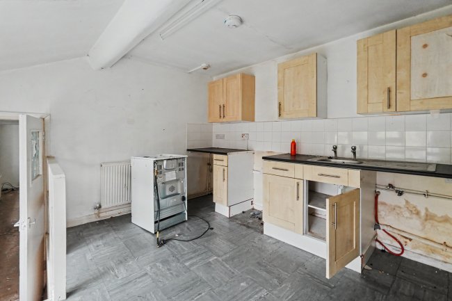 Flats 1-5, 165 Chatham Street, Liverpool, L7 7AZ 7