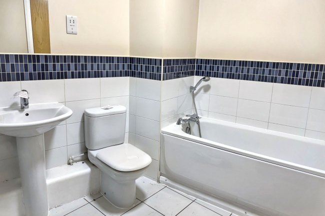 Apartment 2, 2 Lee Bank Middleway, Birmingham, B15 2BE 8