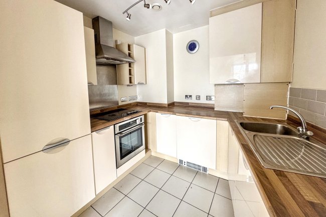 Apartment 2, 2 Lee Bank Middleway, Birmingham, B15 2BE 8