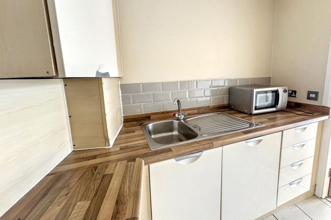 Apartment 2, 2 Lee Bank Middleway, Birmingham, B15 2BE 8