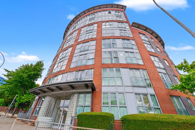 Apartment 2, 2 Lee Bank Middleway, Birmingham, B15 2BE 10