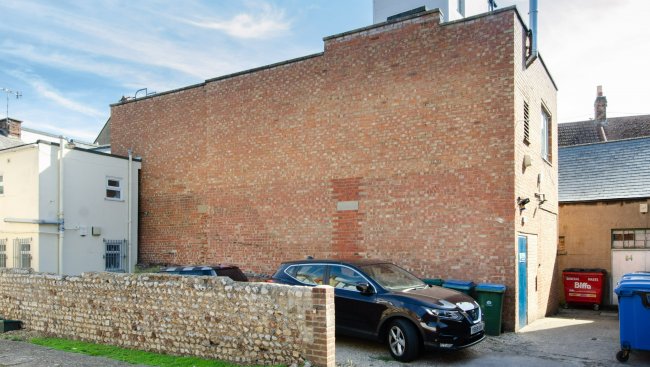 80-82 High Street, Littlehampton, West Sussex, BN17 5DX 4