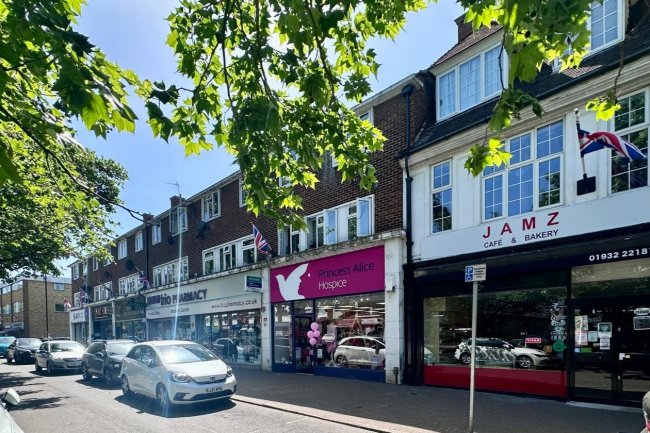 17 and 17a High Street, Shepperton, TW17 9AJ 51