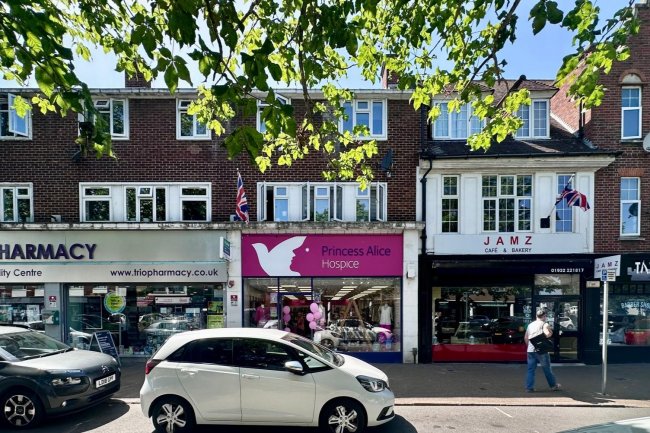 17 and 17a High Street, Shepperton, TW17 9AJ 51