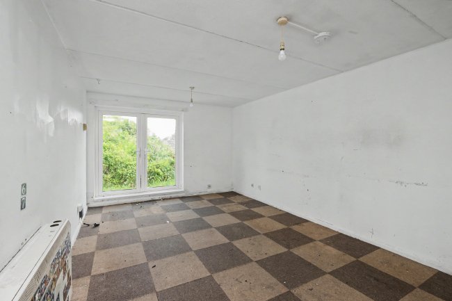 Flat 24 Warren Bank, Simpson, Milton Keynes, MK6 3AQ 5