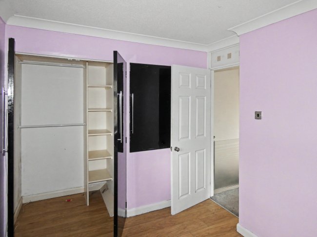 37 James Niven Court, Hull, East Riding of Yorkshire HU9 3AQ 10