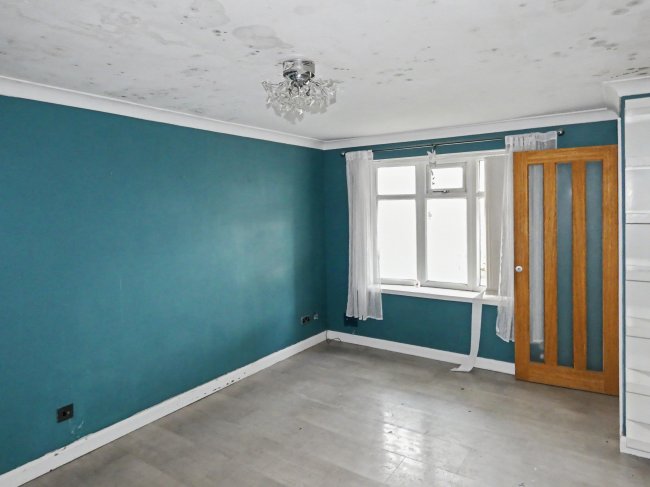 37 James Niven Court, Hull, East Riding of Yorkshire HU9 3AQ 10