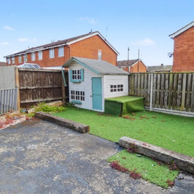 37 James Niven Court, Hull, East Riding of Yorkshire HU9 3AQ 2