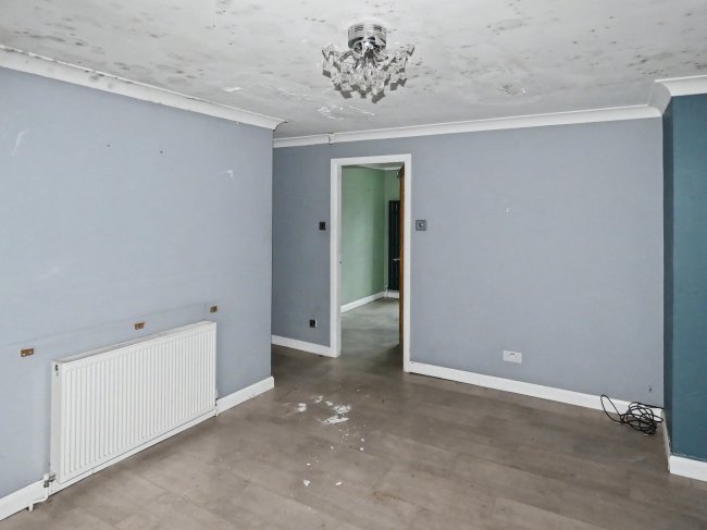 37 James Niven Court, Hull, East Riding of Yorkshire HU9 3AQ 10