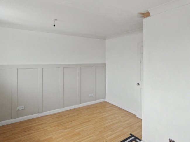37 James Niven Court, Hull, East Riding of Yorkshire HU9 3AQ 10