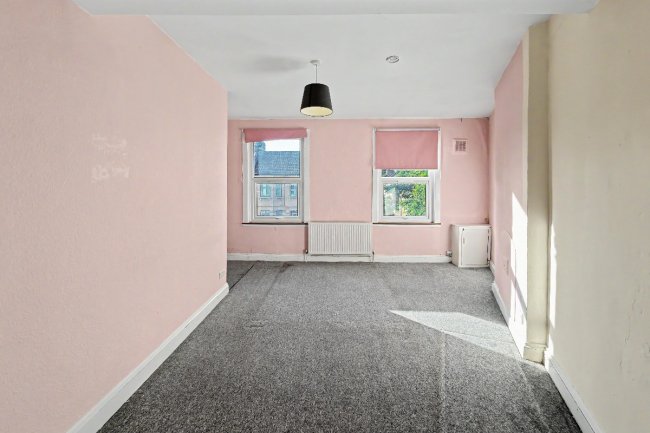 2b Woodside Gardens, Tottenham, London N17 6UY 9