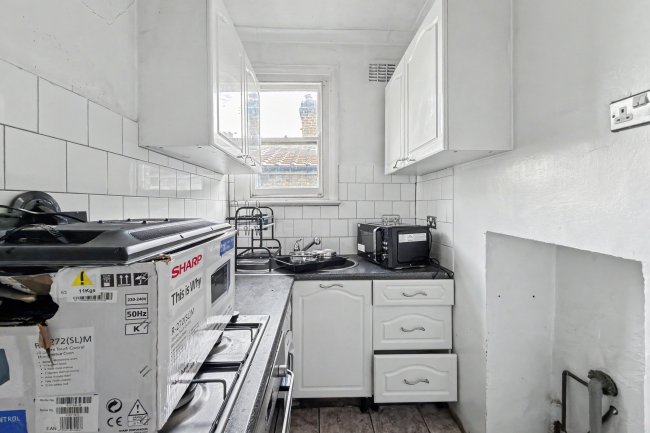 91a Little Ilford Lane, Manor Park, London, E12 5PN 7