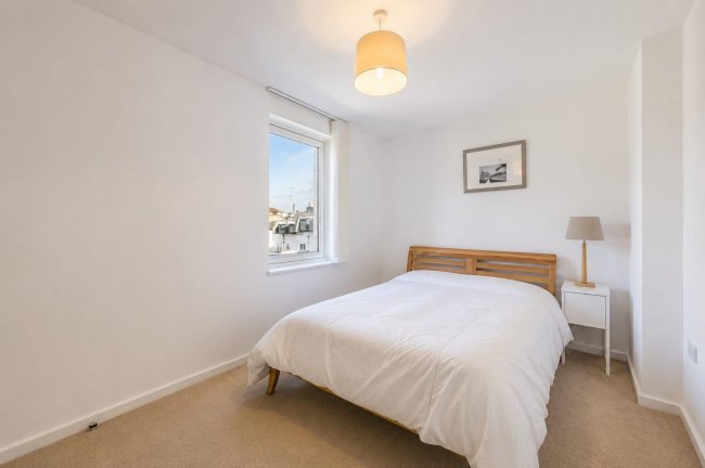 Flat 14, Block Z, Peabody Avenue, Pimlico, London SW1V 4BB 8