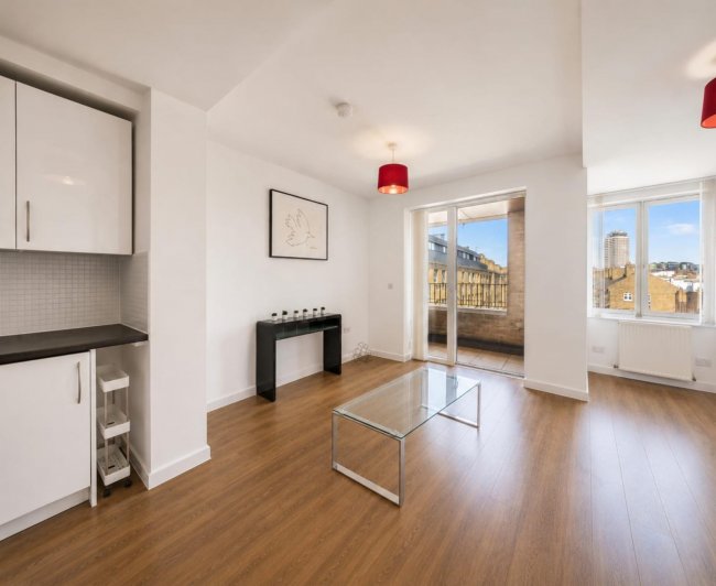 Flat 14, Block Z, Peabody Avenue, Pimlico, London SW1V 4BB 8