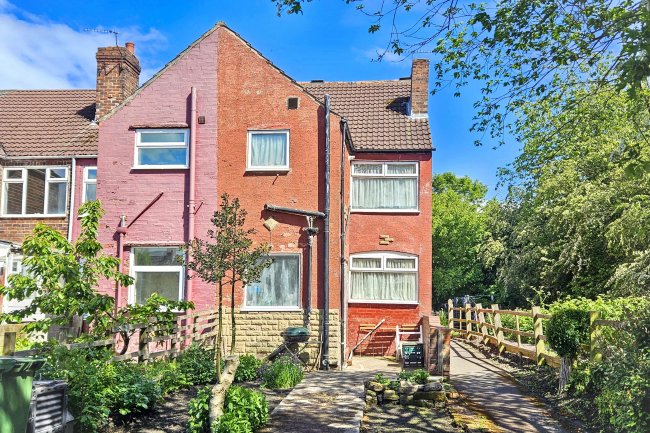 84 Scarsdale Street, Bolsover, Chesterfield, S44 6JW 3