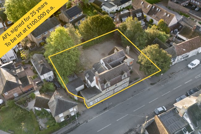 43 Kneesworth Street, Royston, SG8 5AB 25